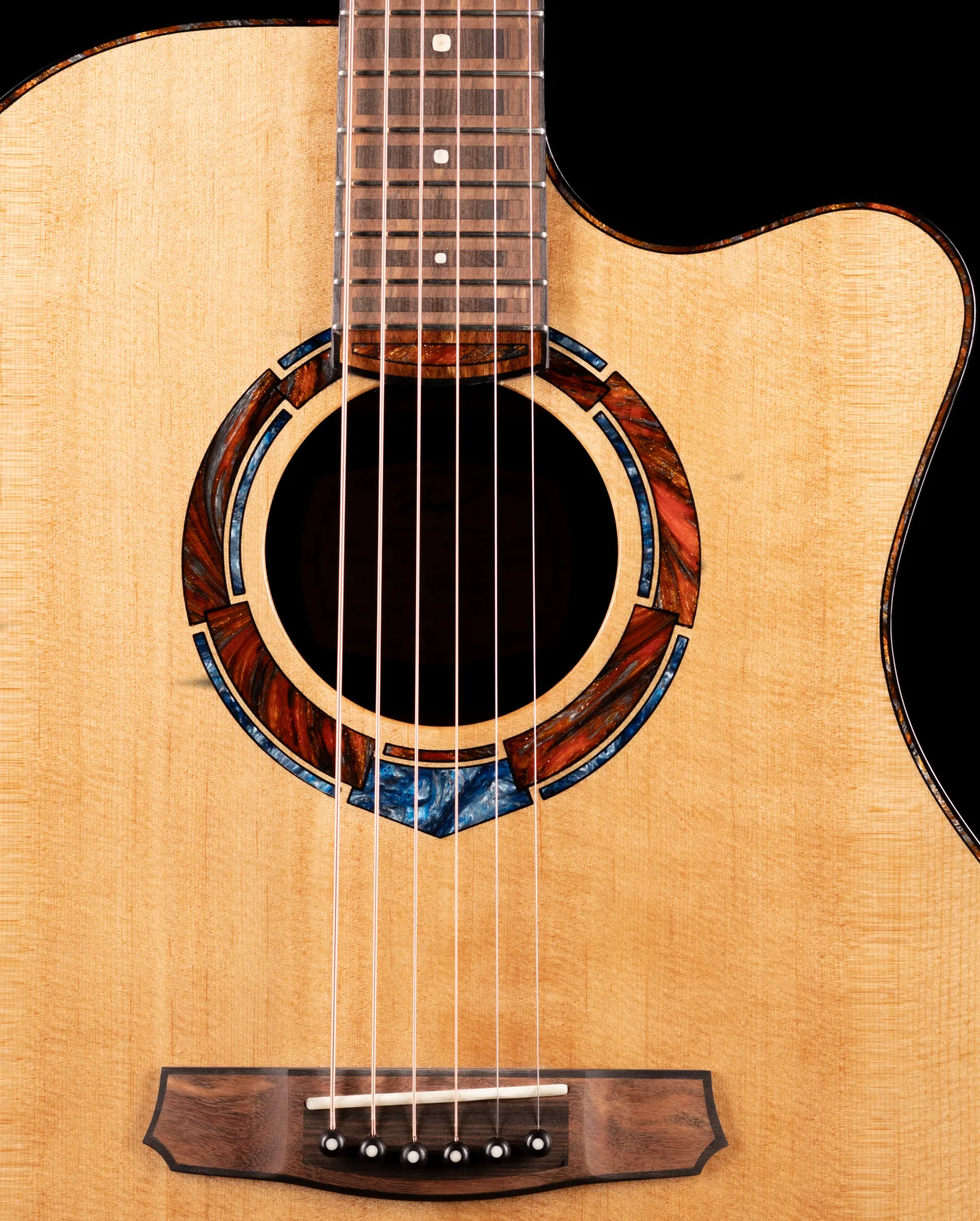 Rask acoustic guitar detail